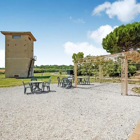 Captivating In Castiglione Del With Pool Кастильоне-дель-Лаго